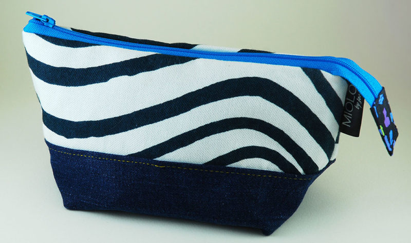 Wavy Navy Cosmetics Bag - Image 4