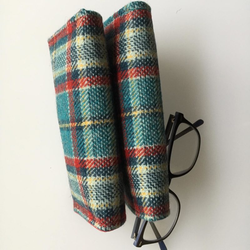 Glasses Cases in Vintage Woollen Plaid - Image 3