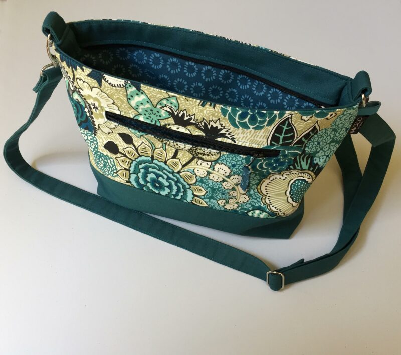 The Lowen Large Crossbody Bag - Image 2