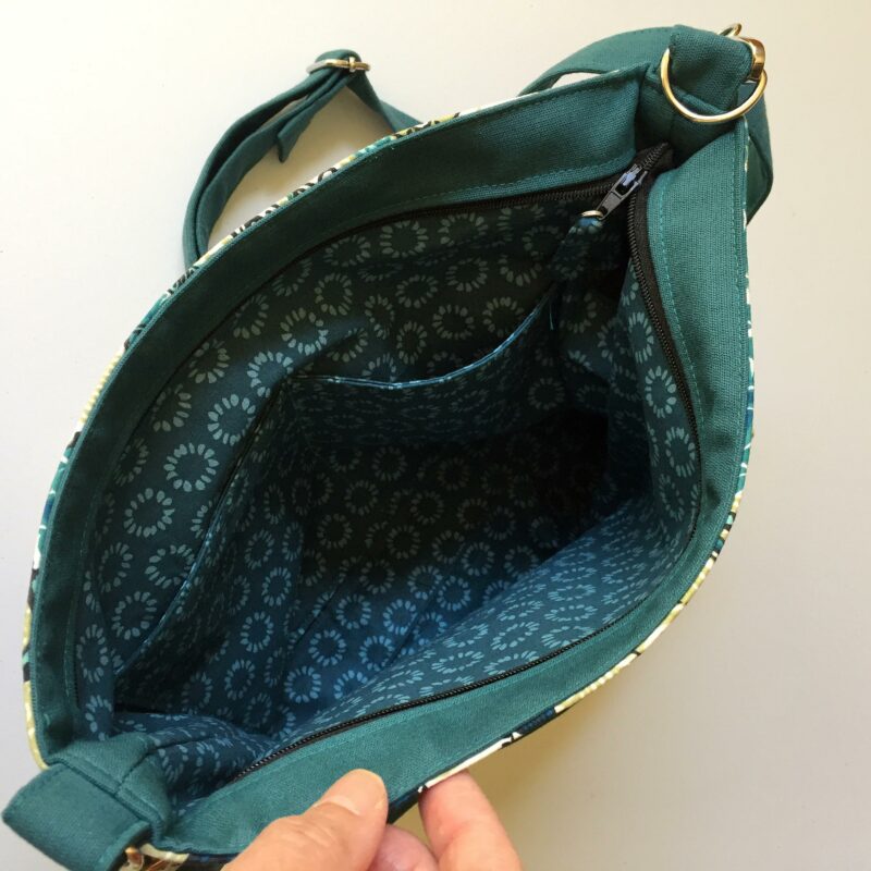 The Lowen Large Crossbody Bag - Image 6
