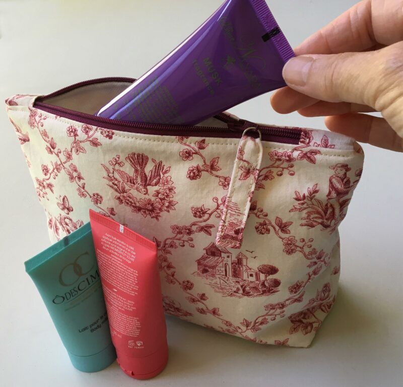 So French! Zipped Cosmetics Pouch - Image 6